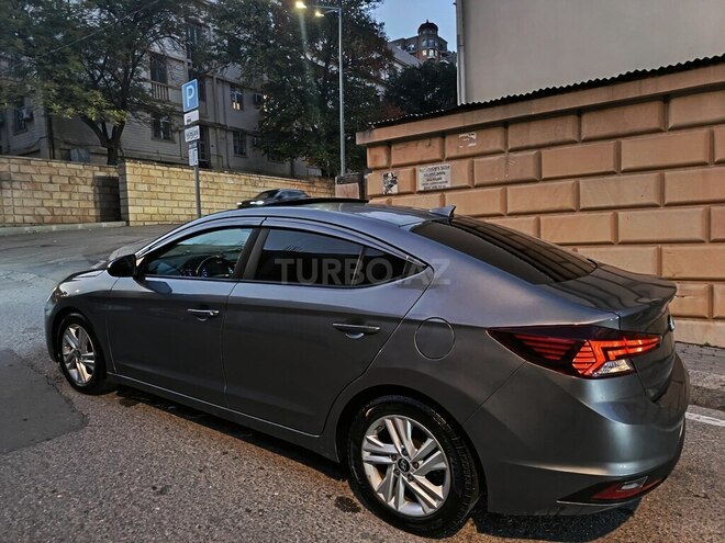 Hyundai Elantra 2019, 201,168 km - 2.0 l - Bakı