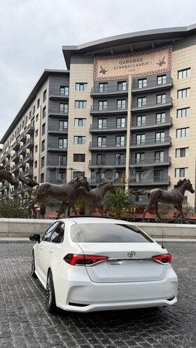Toyota Corolla 2025, 17,100 km - 1.8 l - Bakı
