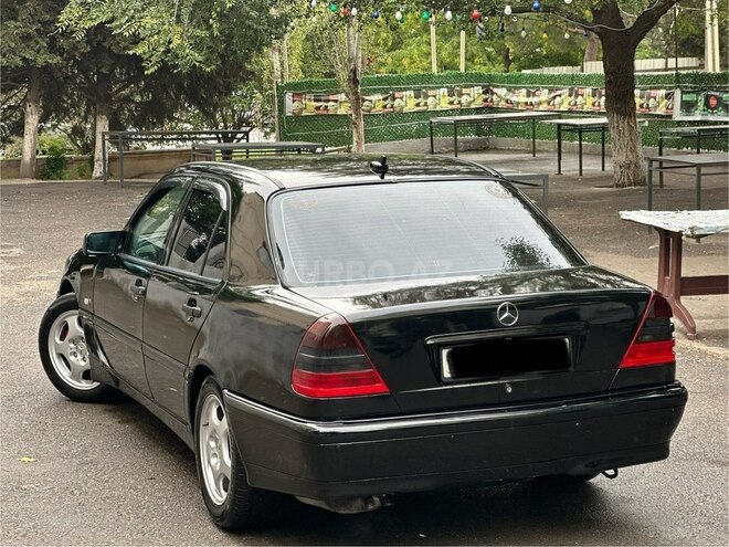 Mercedes C 240 2000, 254,725 km - 2.4 l - Bakı