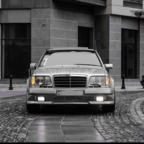Mercedes E 280 1994, 355,000 km - 2.8 л - Bakı