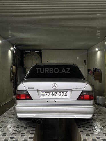 Mercedes E 280 1994, 355,000 km - 2.8 л - Bakı