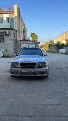 Mercedes E 280 1994, 355,000 km - 2.8 л - Bakı