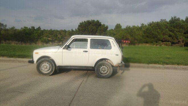 LADA (VAZ) Niva 2009, 269,000 km - 1.7 l - Bakı