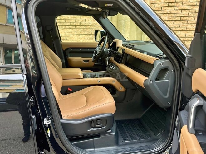 Land Rover Defender 2024, 19,000 km - 3.0 l - Bakı