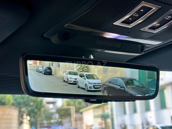 Land Rover Defender 2024, 19,000 km - 3.0 l - Bakı