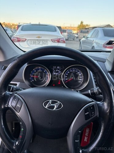 Hyundai Avante 2014, 281,525 km - 1.6 л - Bakı
