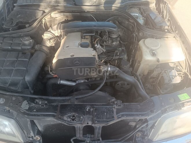 Mercedes C 230 1997, 286,429 km - 2.3 л - Bakı