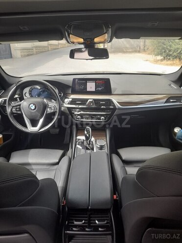 BMW 530 2019, 142,800 km - 2.0 л - Bakı
