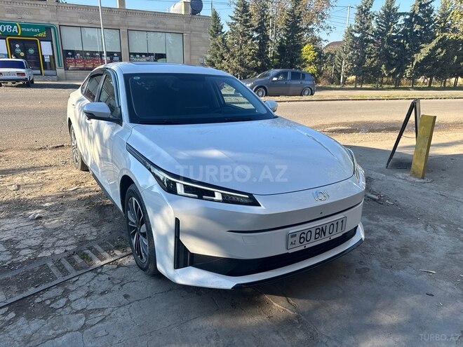 Changan Qiyuan A05 2025, 7,000 km - 1.5 l - Tovuz
