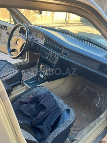 Mercedes 190 1991, 245,511 km - 2.0 л - Bakı