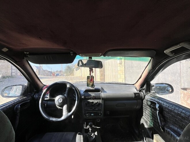 Opel Corsa 1994, 465,671 km - 1.4 l - Sumqayıt
