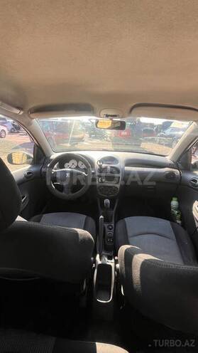 Peugeot 206 2006, 200,000 km - 1.4 l - Bakı