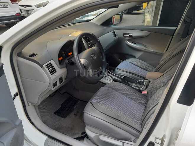 Toyota Corolla 2010, 220,000 km - 1.8 l - Bakı