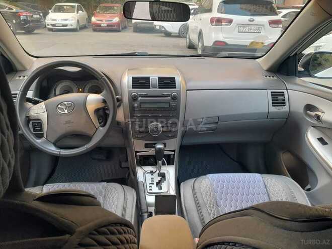 Toyota Corolla 2010, 220,000 km - 1.8 l - Bakı