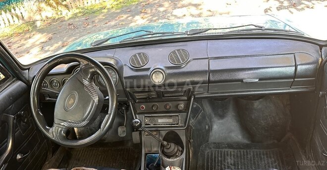 LADA (VAZ) 2106 1994, 300,000 km - 1.6 l - Qax