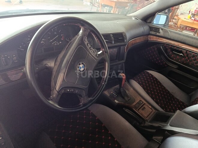 BMW 523 1999, 375,042 km - 2.5 l - Yevlax