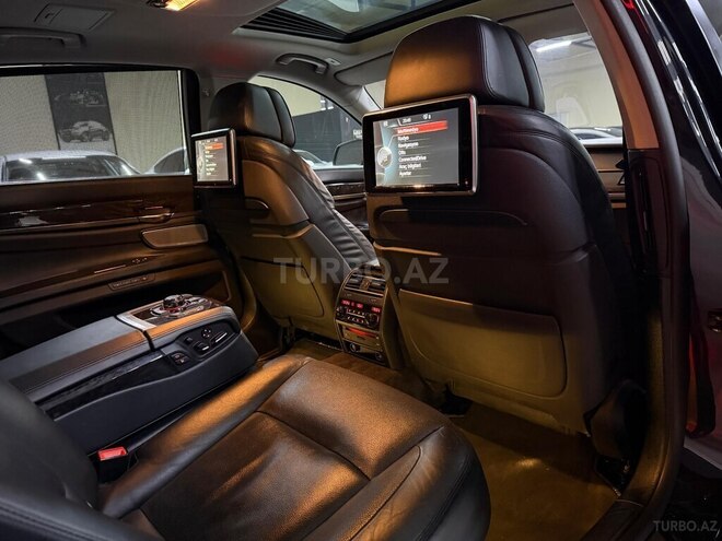 BMW 750 2012, 147,500 km - 4.4 l - Sumqayıt