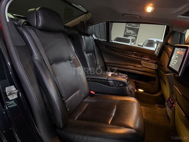 BMW 750 2012, 147,500 km - 4.4 l - Sumqayıt