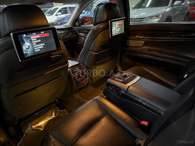 BMW 750 2012, 147,500 km - 4.4 l - Sumqayıt