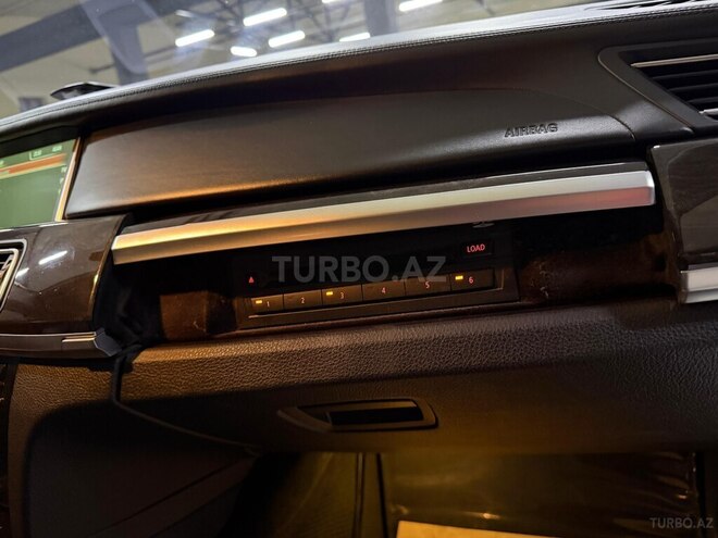 BMW 750 2012, 147,500 km - 4.4 l - Sumqayıt