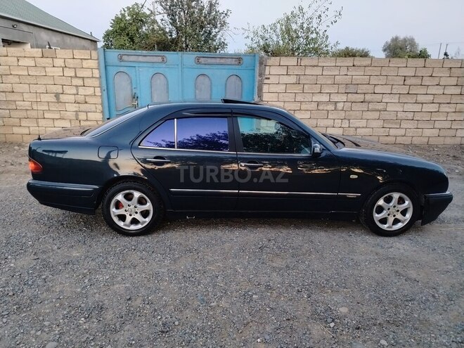 Mercedes E 230 1996, 433,000 km - 2.3 l - İmişli