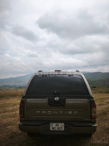 Nissan Navara 2003, 300,000 km - 3.3 l - Bakı