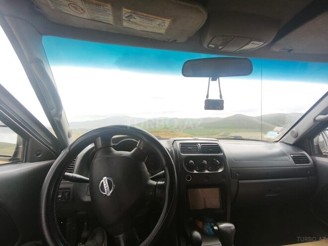 Nissan Navara 2003, 300,000 km - 3.3 l - Bakı
