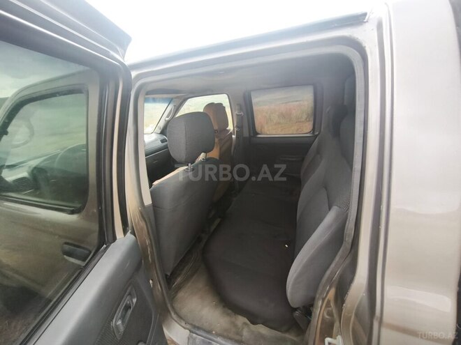 Nissan Navara 2003, 300,000 km - 3.3 l - Bakı