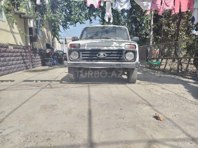 LADA (VAZ) Niva 2012, 100,000 km - 1.7 l - Salyan