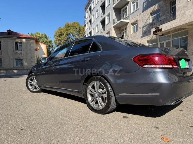 Mercedes E 200 2014, 260,000 km - 2.1 л - İsmayıllı
