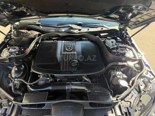 Mercedes E 200 2014, 260,000 km - 2.1 л - İsmayıllı