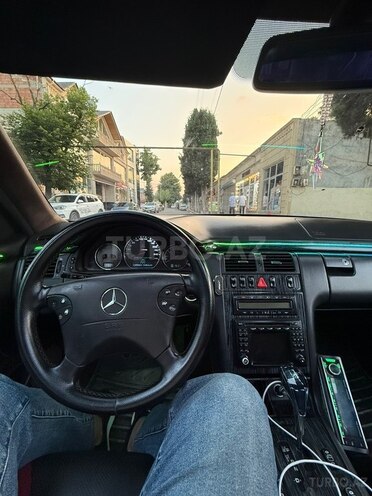 Mercedes E 320 2001, 300,000 km - 3.2 l - Tovuz