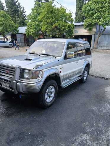 Mitsubishi Pajero 1995, 350,000 km - 2.8 l - Zaqatala