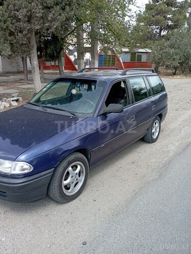 Opel Astra 1995, 400,000 km - 1.6 l - Sumqayıt