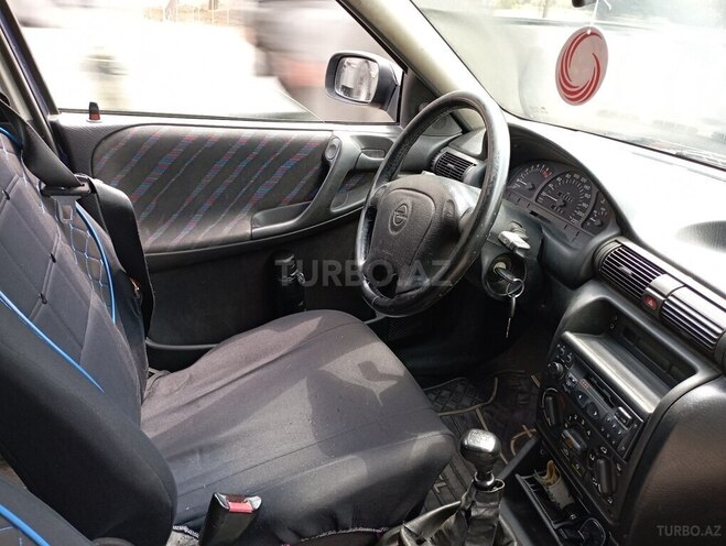 Opel Astra 1995, 400,000 km - 1.6 l - Sumqayıt
