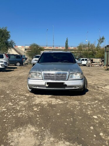 Mercedes C 220 1995, 450,000 km - 2.2 l - Bakı
