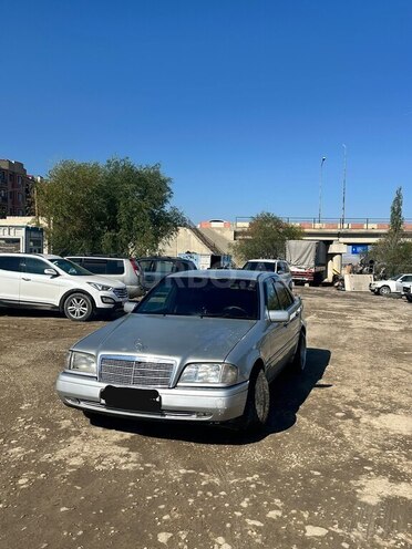 Mercedes C 220 1995, 450,000 km - 2.2 l - Bakı