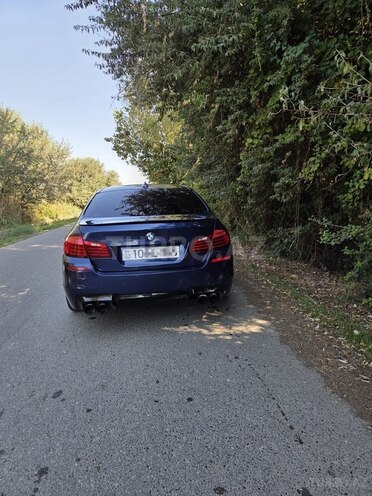 BMW 528 2015, 300,000 km - 2.0 l - Bakı