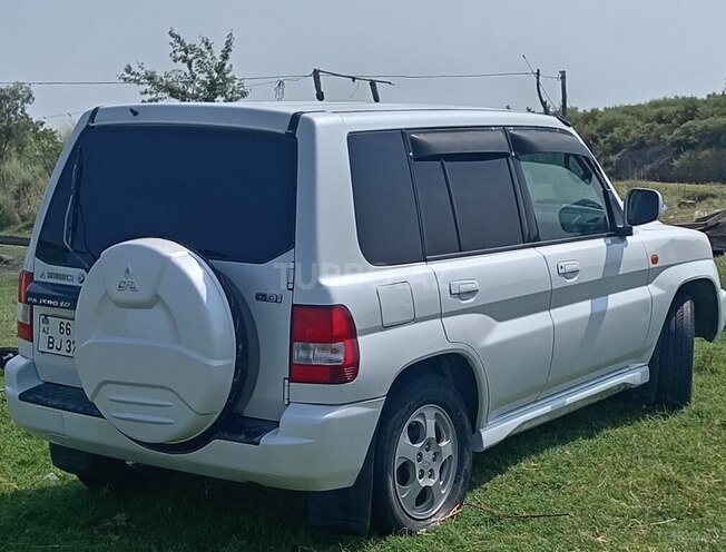 Mitsubishi Pajero io 2000, 300,000 km - 2.0 l - Şamaxı