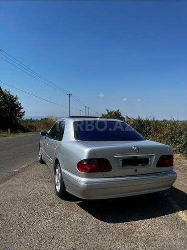 Mercedes E 320 2000, 412,123 km - 3.2 l - Lənkəran