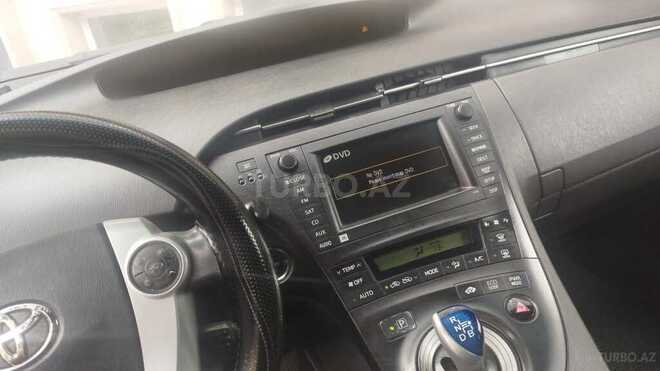 Toyota Prius 2011, 320,300 km - 1.8 л - Bakı