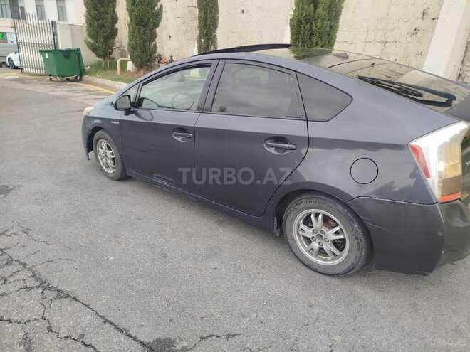 Toyota Prius 2011, 320,300 km - 1.8 л - Bakı