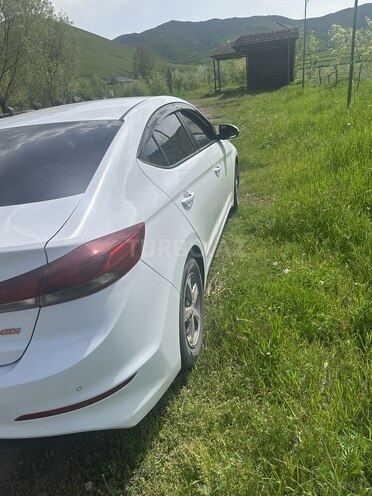 Hyundai Avante 2015, 181,000 km - 1.6 l - Bakı