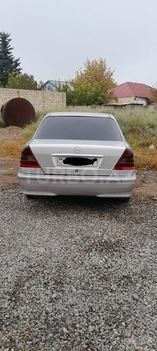 Mercedes C 250 1996, 379,425 km - 2.5 л - Beyləqan