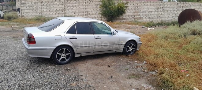 Mercedes C 250 1996, 379,425 km - 2.5 л - Beyləqan