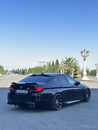 BMW 528 2015, 176,000 km - 2.0 l - Gəncə