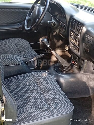 GAZ 3110 2002, 200,000 km - 2.3 l - Balakən