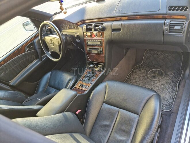 Mercedes E 240 1998, 375,745 km - 2.4 l - Bakı