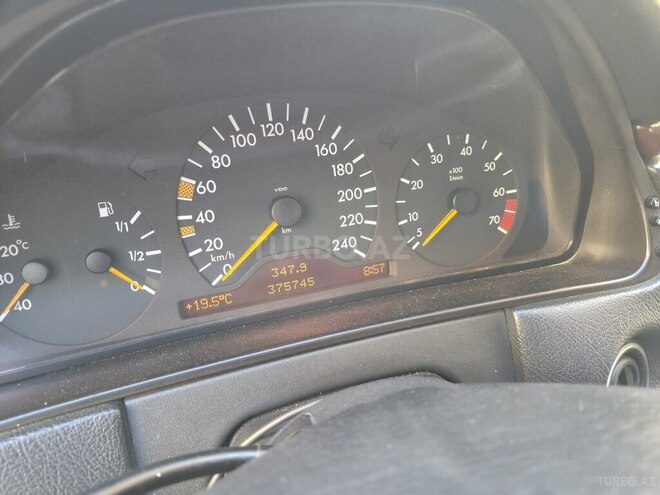 Mercedes E 240 1998, 375,745 km - 2.4 l - Bakı