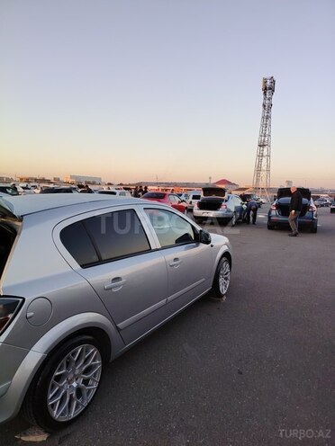 Opel Astra 2006, 290,000 km - 1.4 l - Bakı